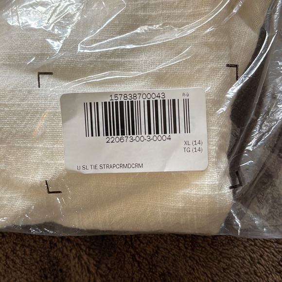 Old navy tie strap camisole tank top youth Xl (14) brand new - Picture 5 of 6